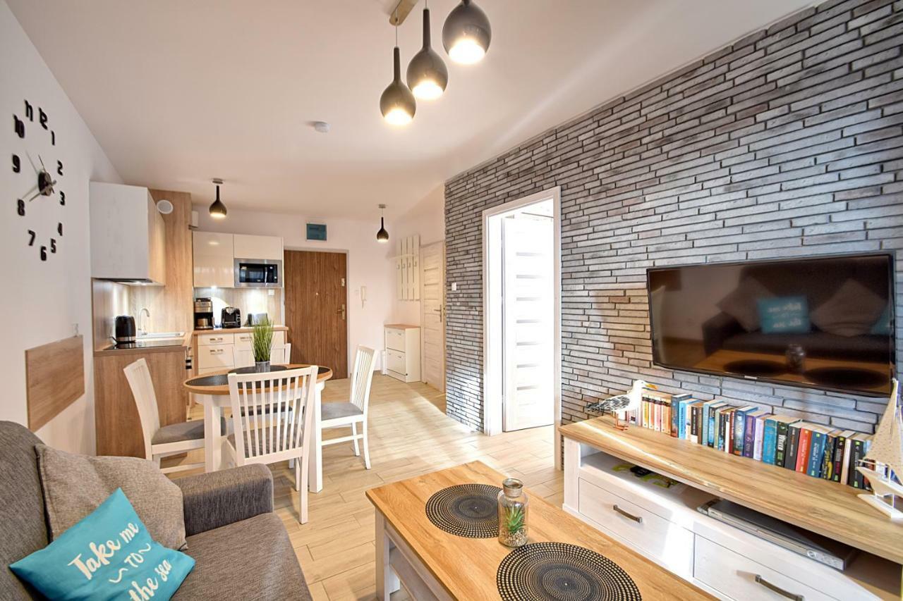 Apartament Oliwka Z Prywatnym Miejscem Postojowym Kolobrzeg Luaran gambar