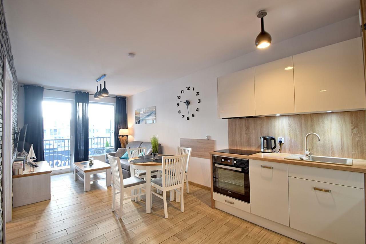 Apartament Oliwka Z Prywatnym Miejscem Postojowym Kolobrzeg Luaran gambar