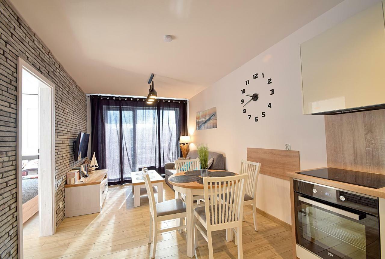 Apartament Oliwka Z Prywatnym Miejscem Postojowym Kolobrzeg Luaran gambar